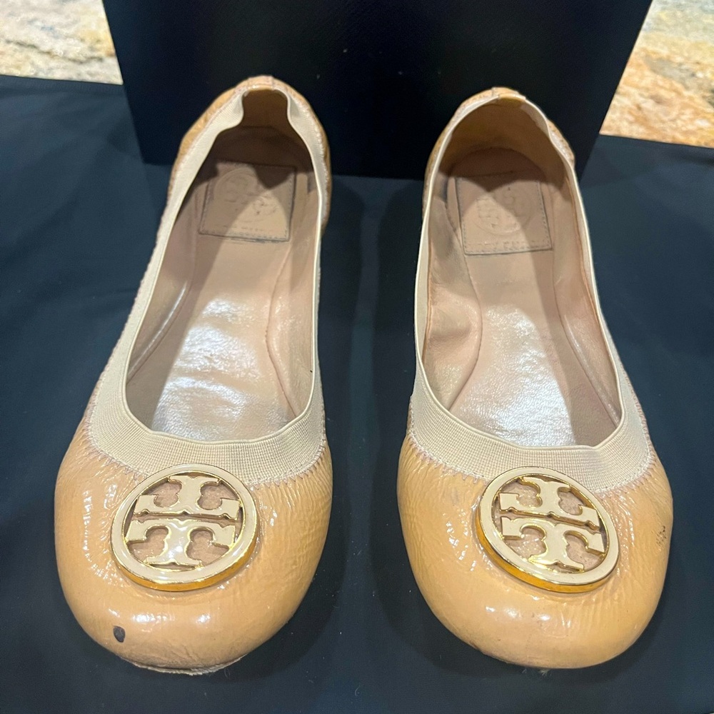 Tory Burch Patent Leather Caroline Ballet Flats, sz 8